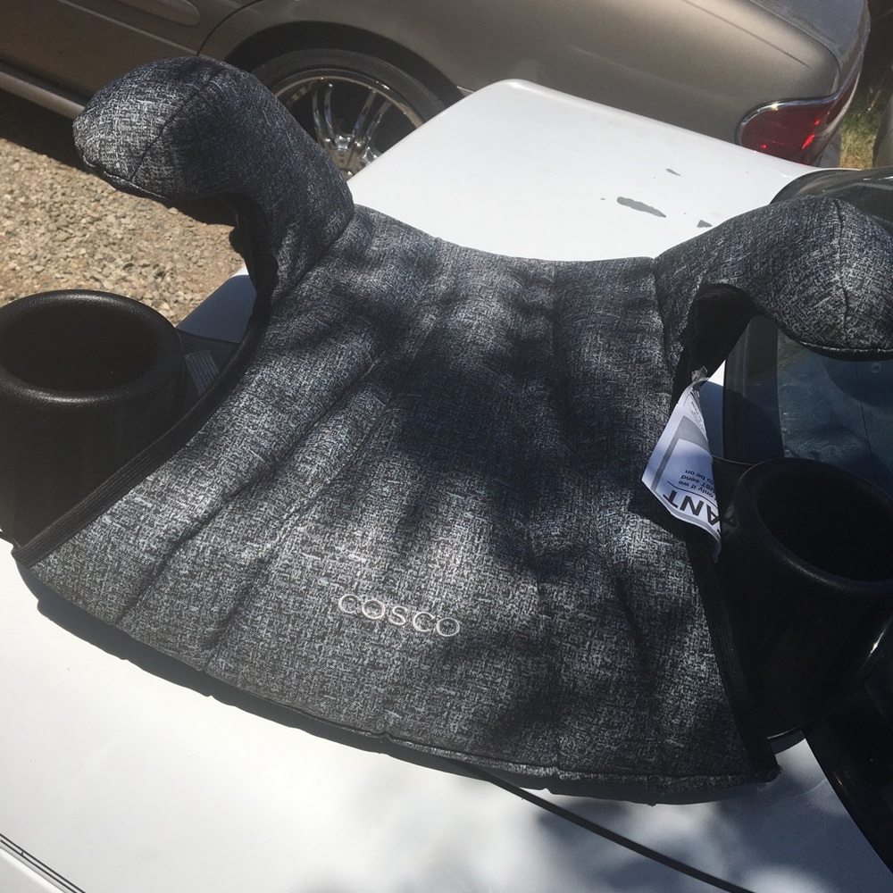 Cosco booster seat! Brand new just with no box